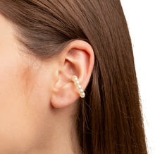 Load image into Gallery viewer, Mia Earcuff Piercing
